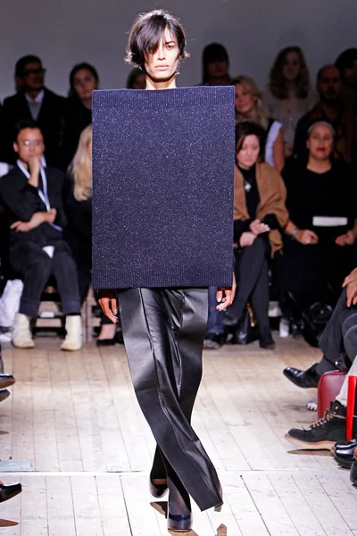 Look 26